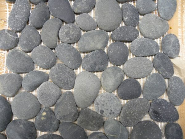 keien pebbles island stone black