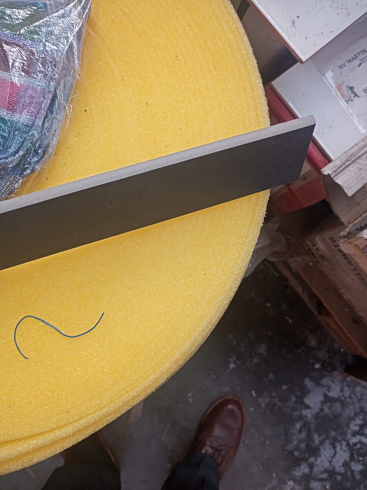 latinia-mantegna-anthracite