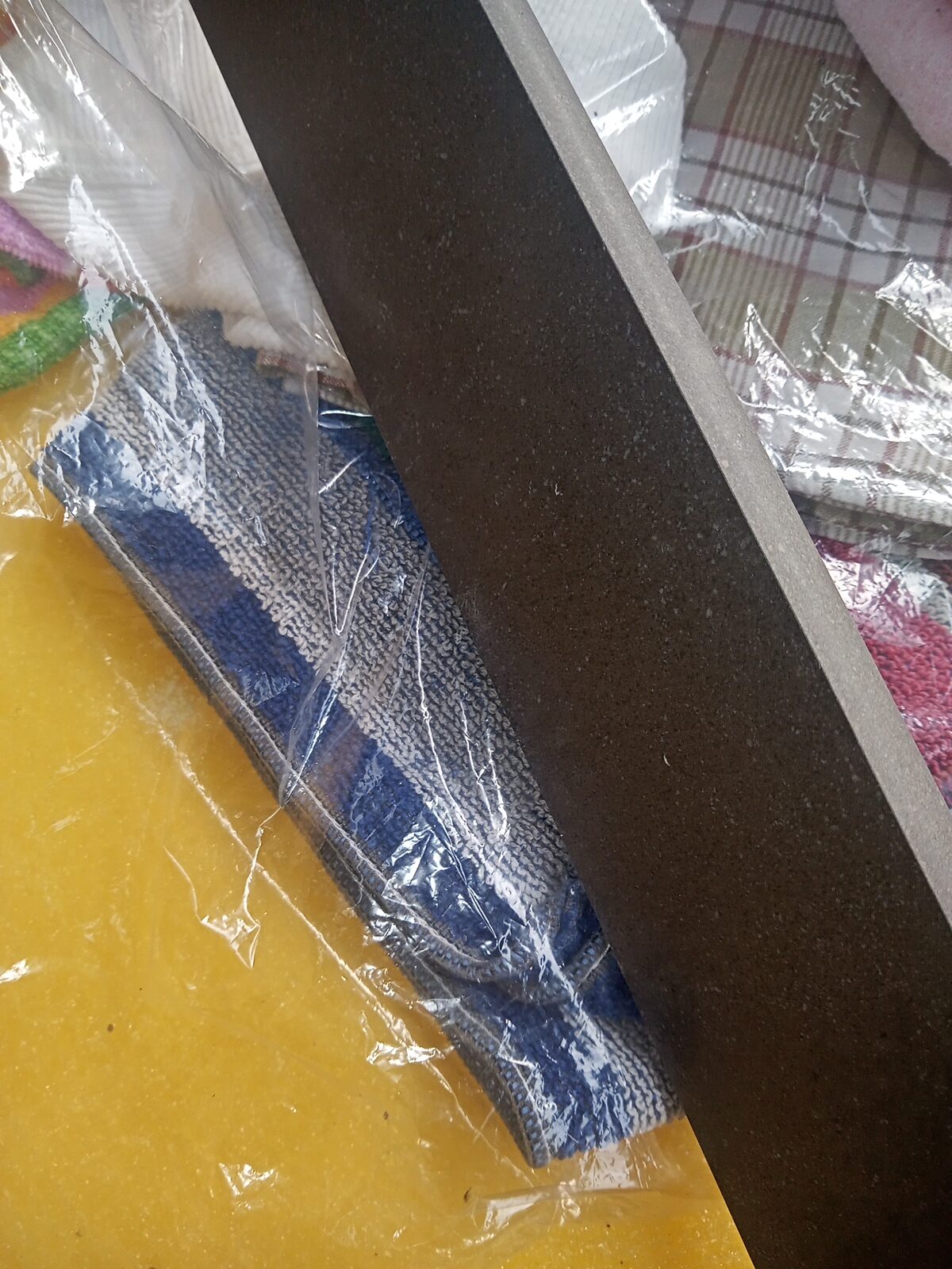 latinia-mantegna-anthracite