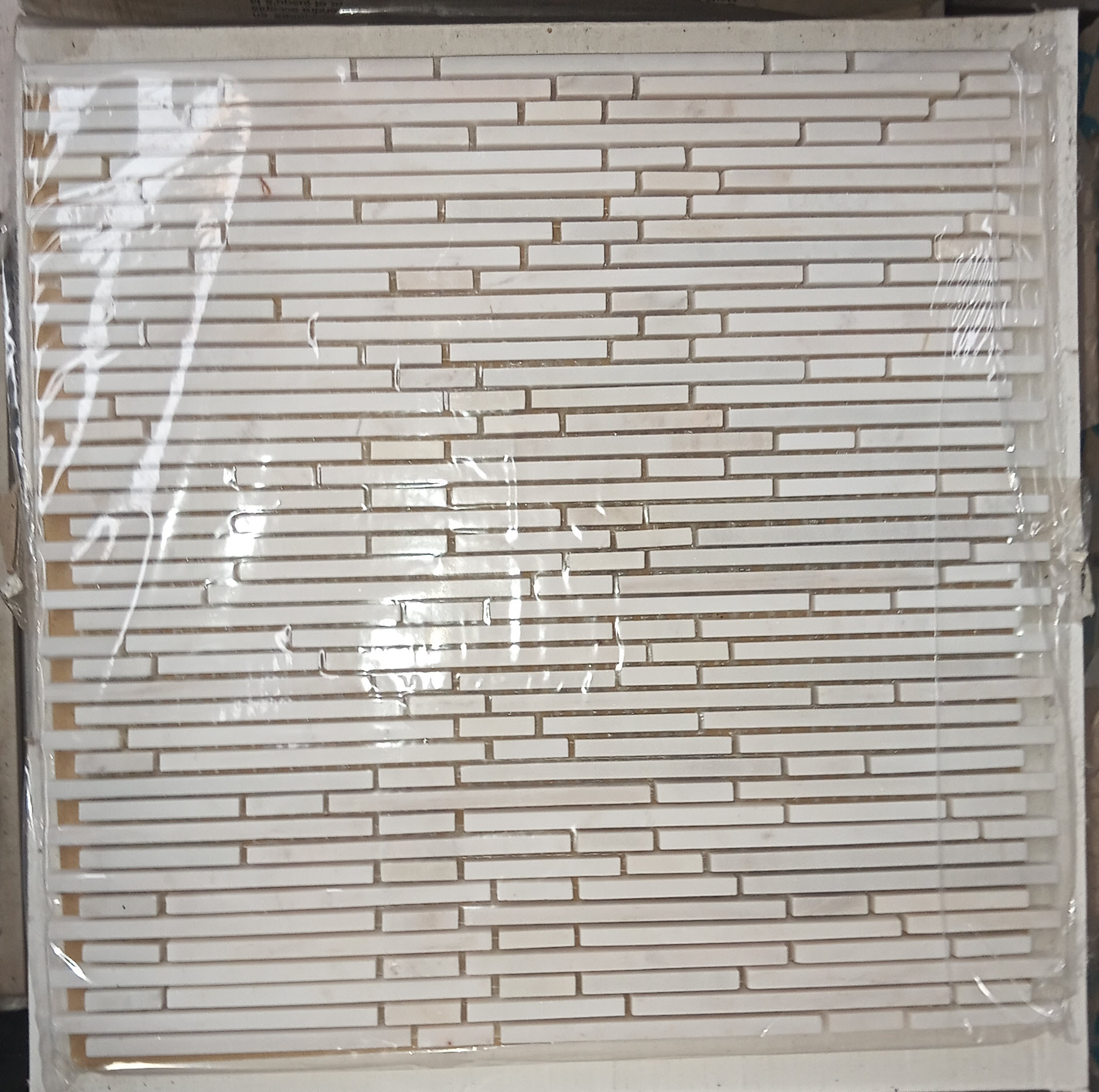 Super Slim Mosaic H06 White Carrara : 30.5x30.5x0.9 cm – Image 3