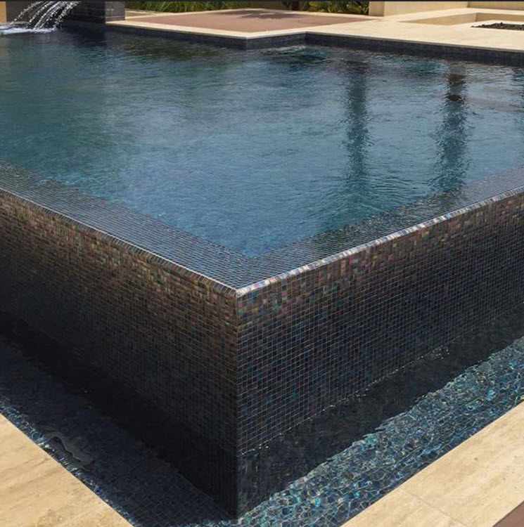 trend aquatica maui